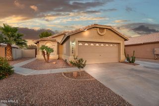1529 S DOVE Street, Gilbert, AZ 85233