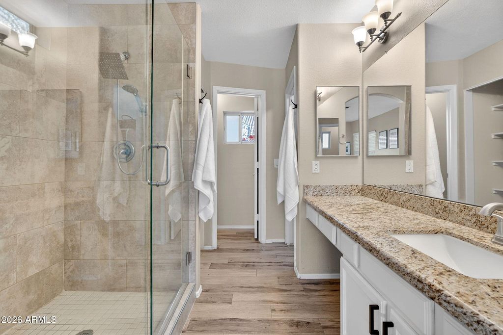 Image 23 of property listing at 1529 S DOVE Street, Gilbert, AZ 85233