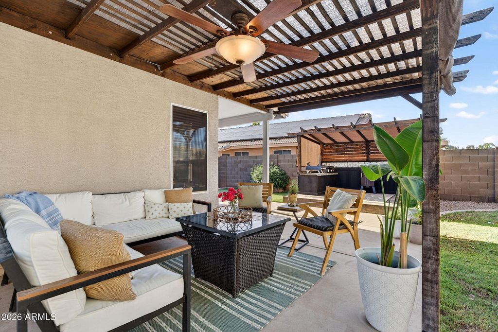 Image 52 of property listing at 1529 S DOVE Street, Gilbert, AZ 85233