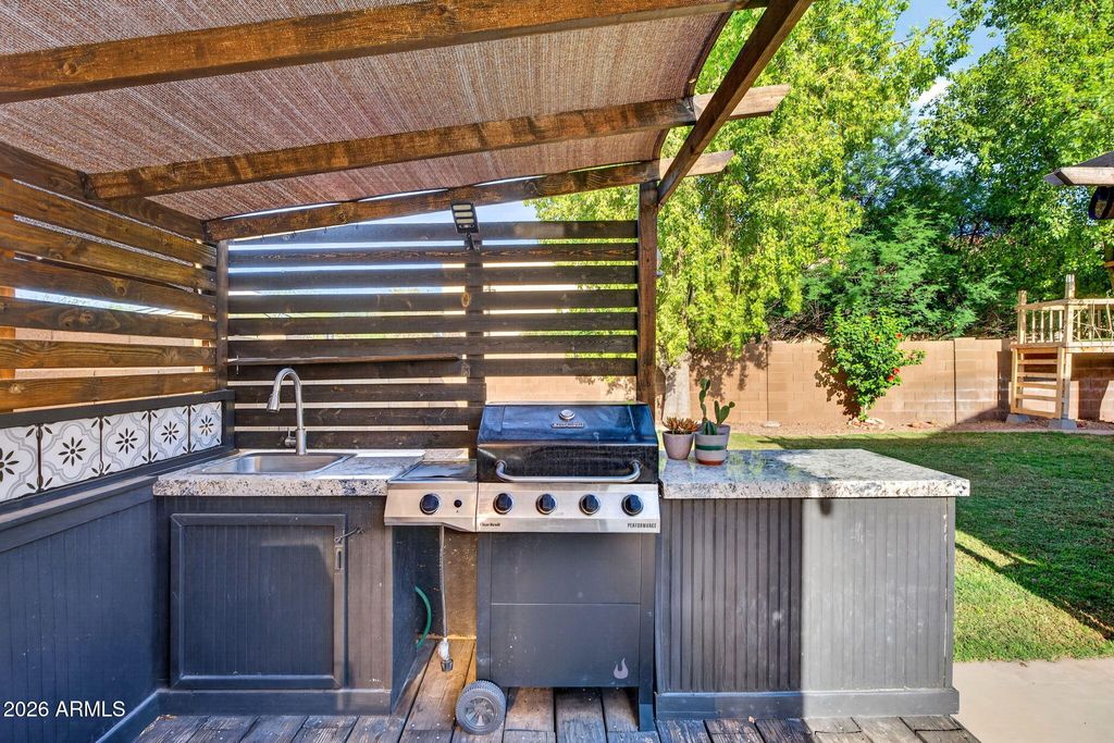 Image 60 of property listing at 1529 S DOVE Street, Gilbert, AZ 85233