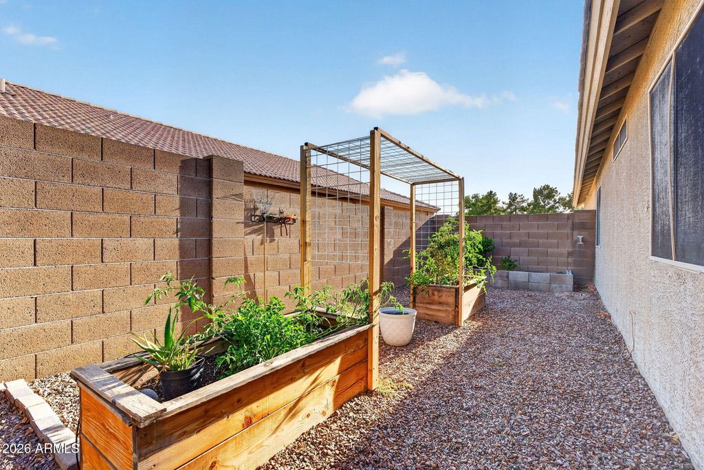 Image 66 of property listing at 1529 S DOVE Street, Gilbert, AZ 85233