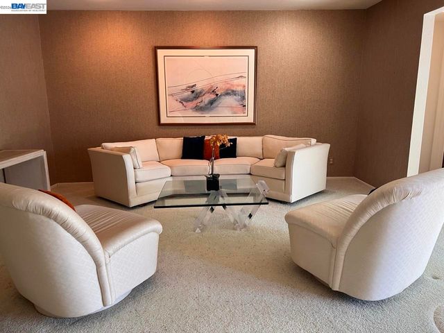 274 Orchard Rd, Orinda, CA 94563