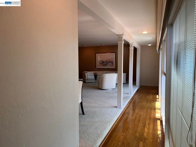 274 Orchard Rd, Orinda, CA 94563