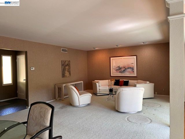 274 Orchard Rd, Orinda, CA 94563