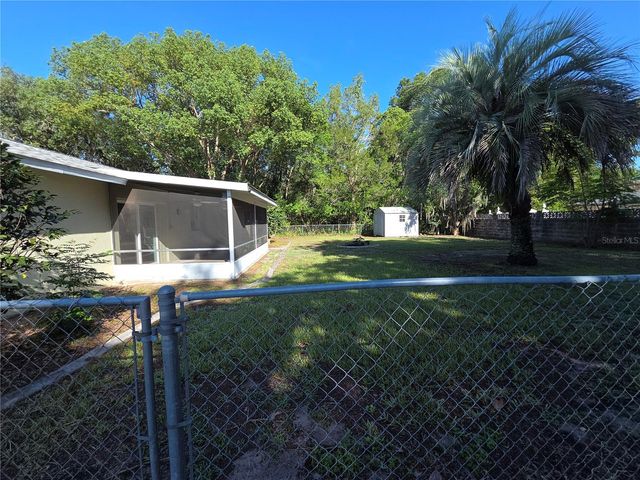 9091 N GOLFVIEW DRIVE, Citrus Springs, FL 34434