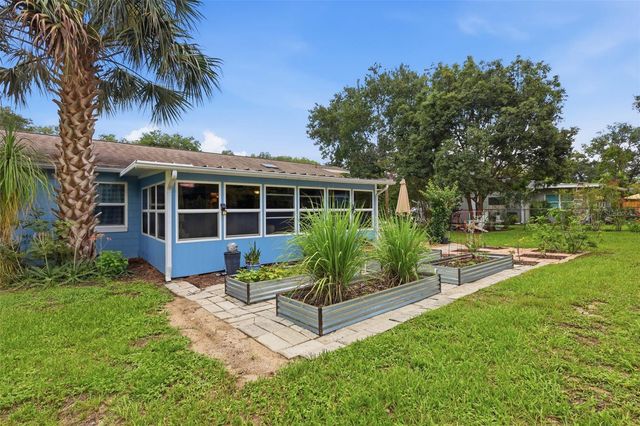 912 E ARIZONA AVENUE, Deland, FL 32724