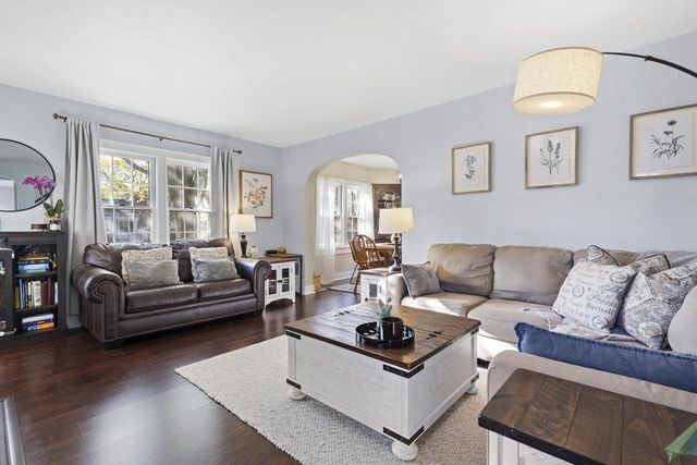 903 ALLOUEZ PLACE, Green Bay, WI 54301