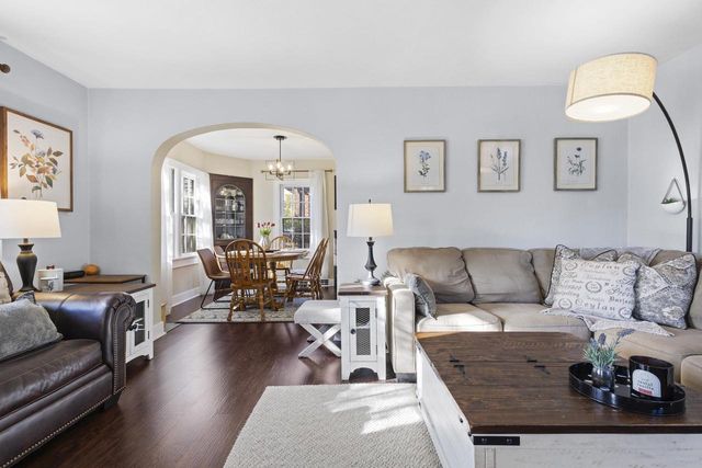 903 ALLOUEZ PLACE, Green Bay, WI 54301