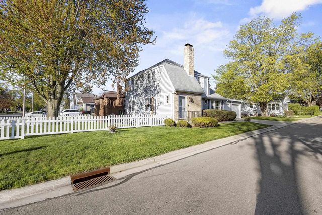 903 ALLOUEZ PLACE, Green Bay, WI 54301