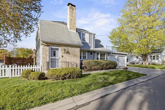 903 ALLOUEZ PLACE, Green Bay, WI 54301