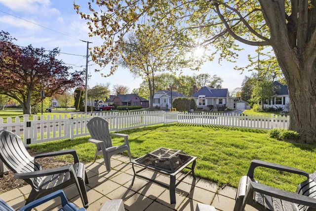903 ALLOUEZ PLACE, Green Bay, WI 54301