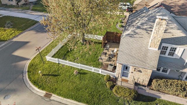 903 ALLOUEZ PLACE, Green Bay, WI 54301