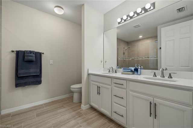 14680 Edgewater CIR, Naples, FL 34114