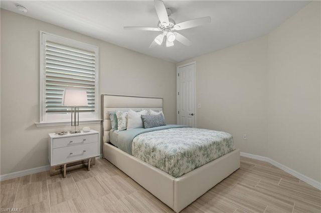 14680 Edgewater CIR, Naples, FL 34114