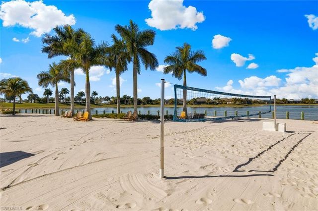 14680 Edgewater CIR, Naples, FL 34114