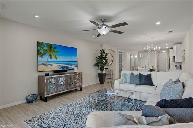 14680 Edgewater CIR, Naples, FL 34114