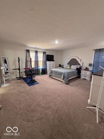 17706 Arryne E, Noblesville, IN 46062
