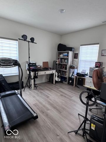 17706 Arryne E, Noblesville, IN 46062