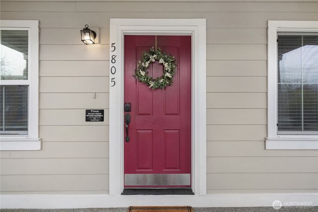 5805 SE Pennsylvania St, Lacey, WA 98513