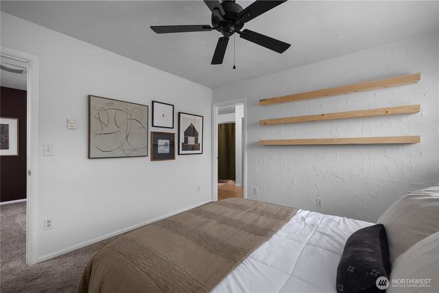 5805 SE Pennsylvania St, Lacey, WA 98513