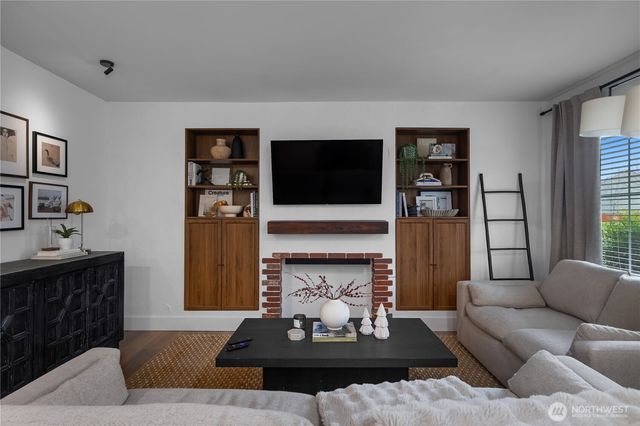 5805 SE Pennsylvania St, Lacey, WA 98513