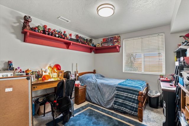 1025 BRISTOL RD, Fruit Heights, UT 84037