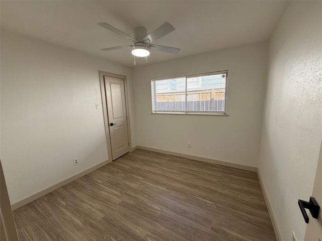 7905 Farnsworth Street, Houston, TX 77022