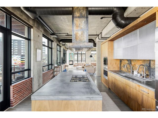 2000 Little Raven St 403, Denver, CO 80202