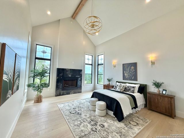 10703 Kendall Canyon, San Antonio, TX 78255