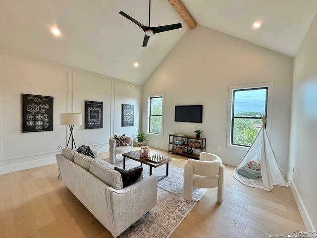 10703 Kendall Canyon, San Antonio, TX 78255