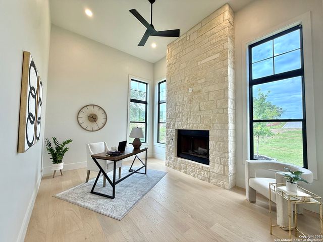 10703 Kendall Canyon, San Antonio, TX 78255