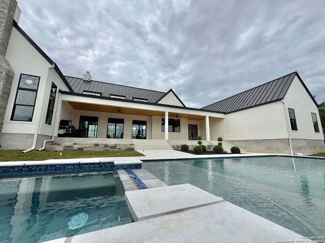 10703 Kendall Canyon, San Antonio, TX 78255