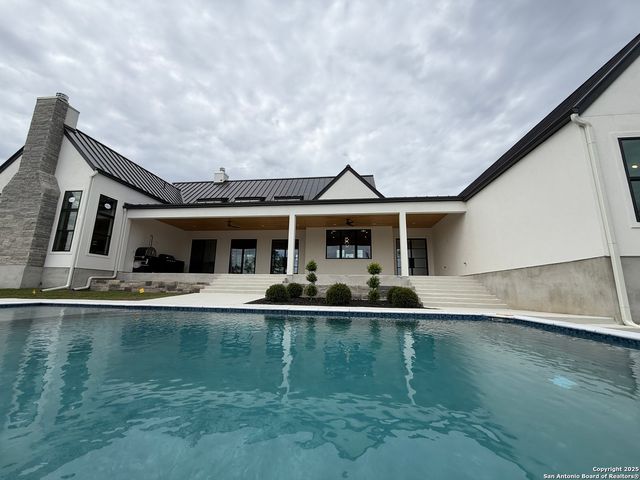 10703 Kendall Canyon, San Antonio, TX 78255