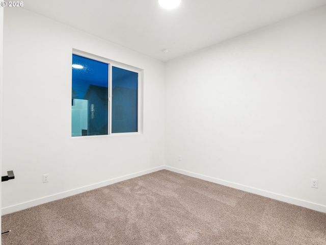 8338 N Bank St, Portland, OR 97203