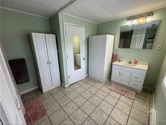 6788 North Lakeshore Road, Verona, NY 13478