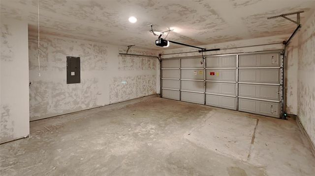 2604 Kathleens Crossing, Yukon, OK 73099