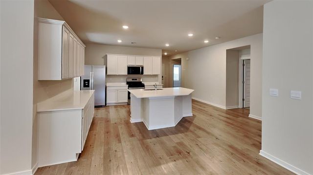 2604 Kathleens Crossing, Yukon, OK 73099