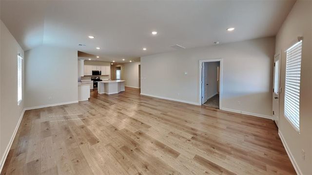 2604 Kathleens Crossing, Yukon, OK 73099