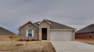 2604 Kathleens Crossing, Yukon, OK 73099