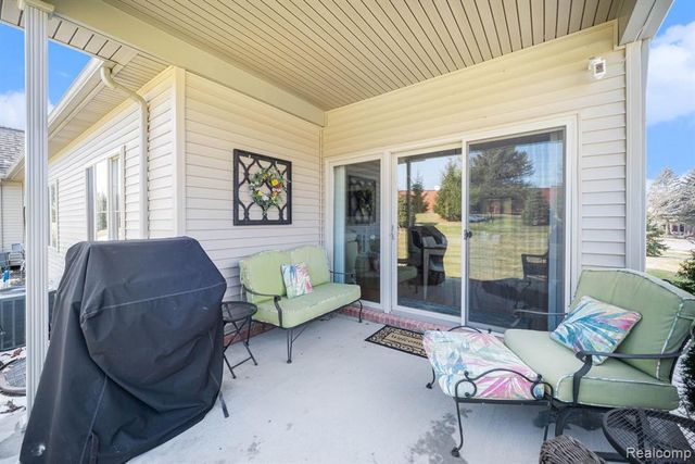 237 Victoria Drive, Dexter, MI 48130