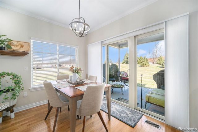 237 Victoria Drive, Dexter, MI 48130