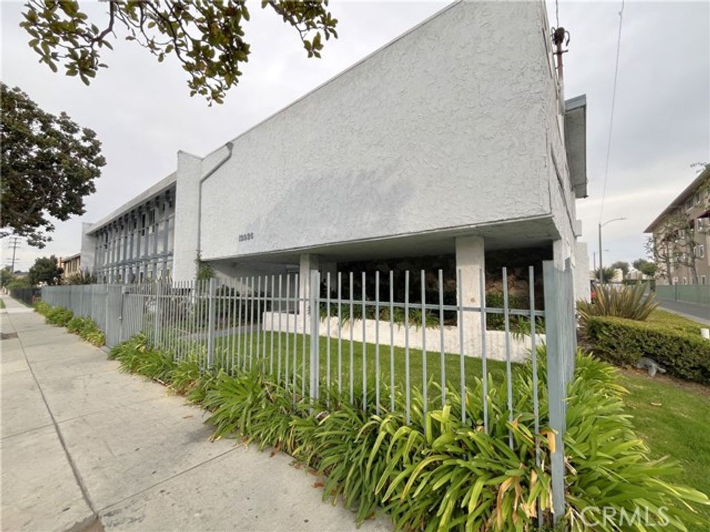 12926 Doty Avenue 9, Hawthorne, CA 90250