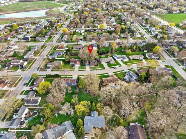 3033 E CANARY STREET, Appleton, WI 54915