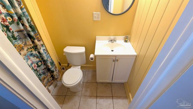 10 Kennington Dr, Pensacola, FL 32507