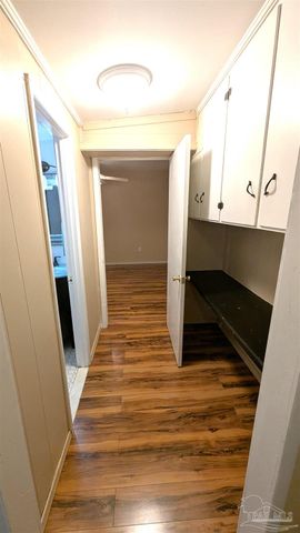 10 Kennington Dr, Pensacola, FL 32507