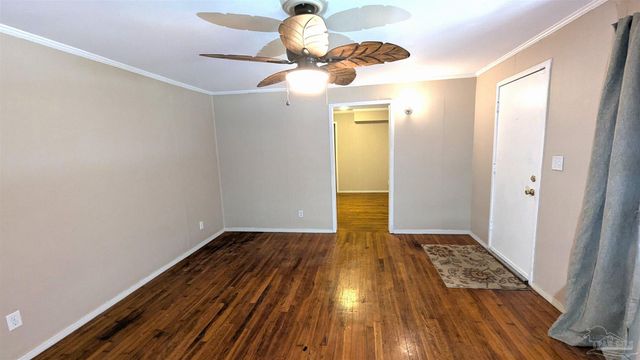 10 Kennington Dr, Pensacola, FL 32507