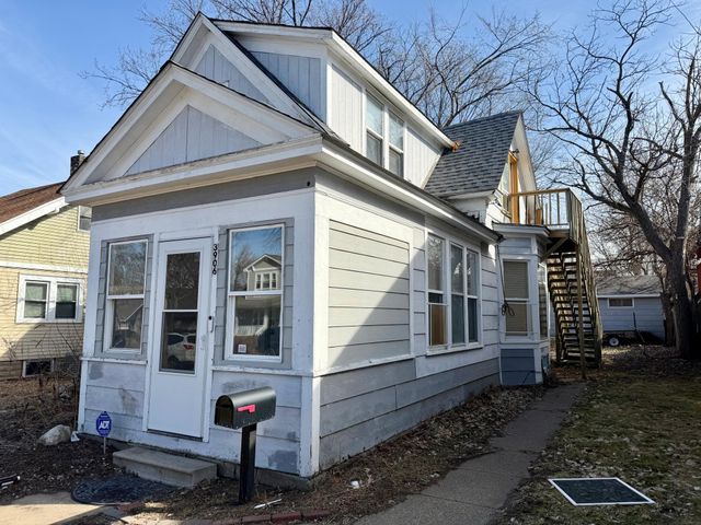3906 Emerson Avenue N, Minneapolis, MN 55412