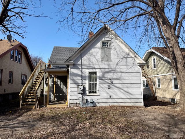 3906 Emerson Avenue N, Minneapolis, MN 55412