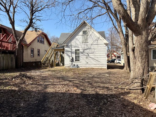 3906 Emerson Avenue N, Minneapolis, MN 55412