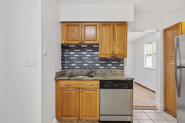 30 High St, Chelsea, MA 02150